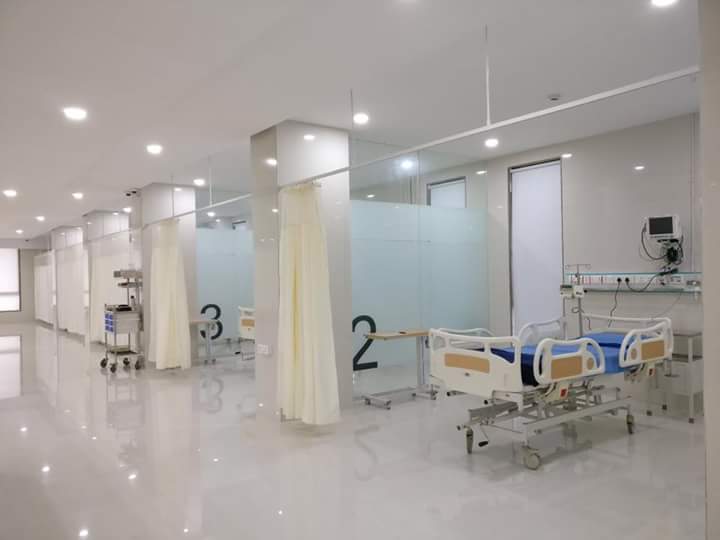 9060A ICU Bed-Head Panels with Patient monitor stands