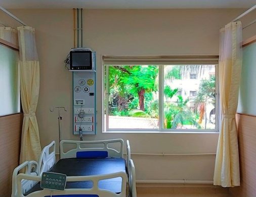 9060A ICU Bed-Head Panel Vertical with instrument shelf 9060A ICU Bed-Head Panel Vertical with instrument shelf
